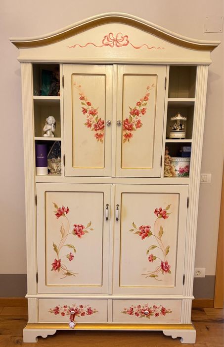 Mobila din lemn masiv camera tineret