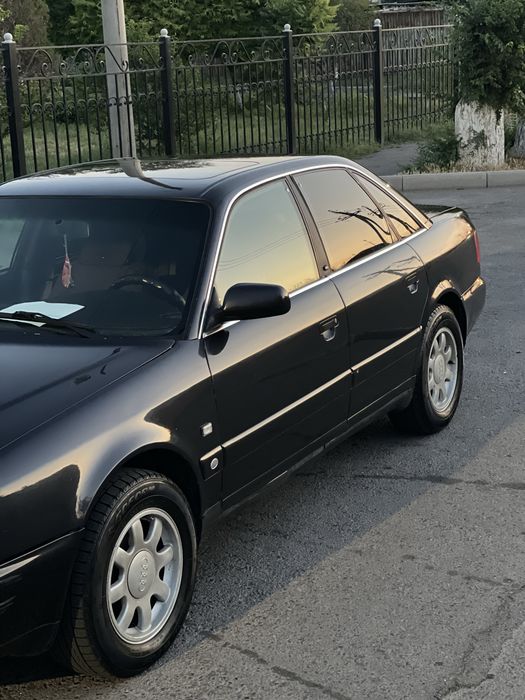Ауди А6 С4 1997г.в