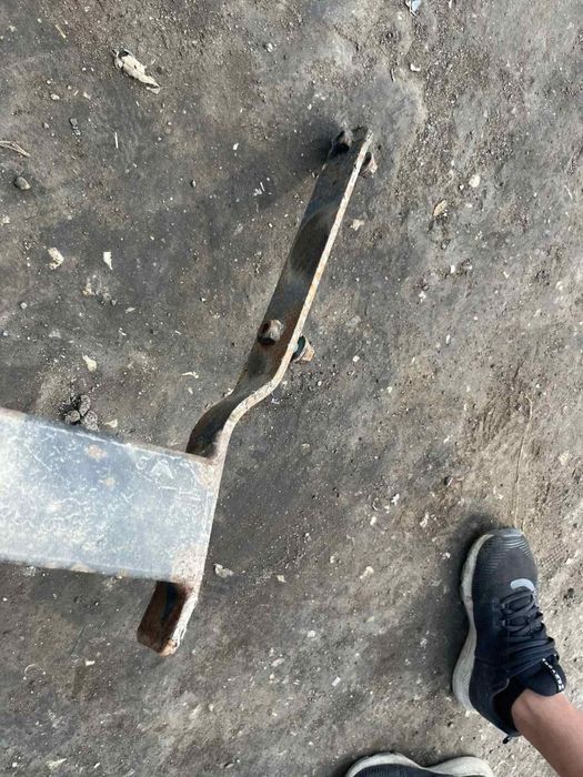 Теглич за Vw Touaran 1t0803881 b оригинален vw с модул 00-1257