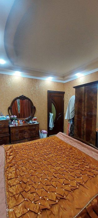 Уютная 3-х квартира на Сергели 7