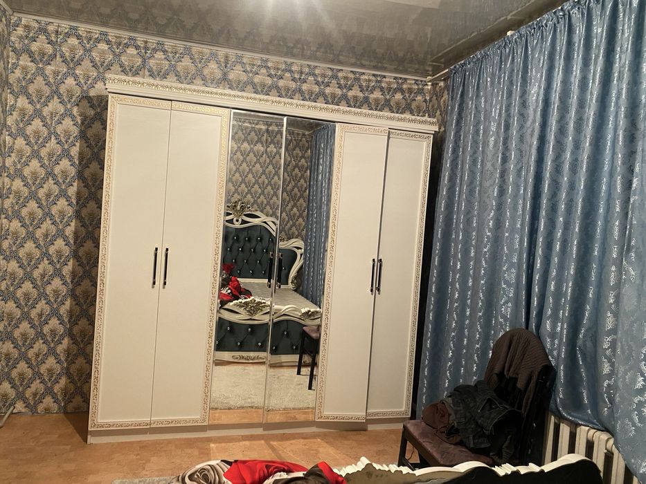 Спальный гарнитур