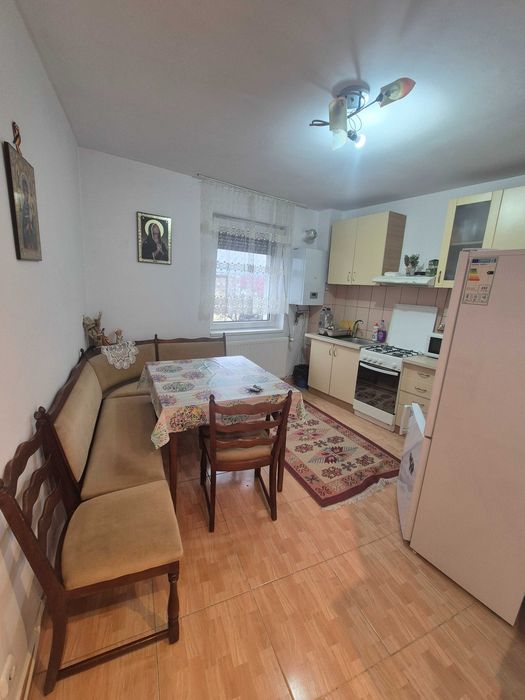 Apartament 2 camere Alesd zona centrala