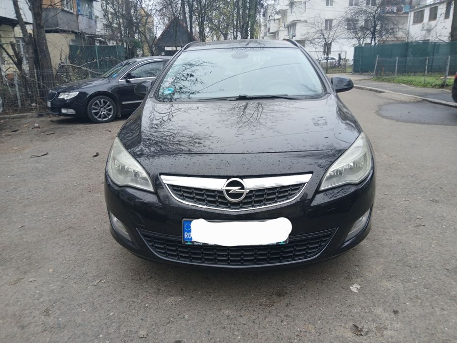 Opel Astra An 2011