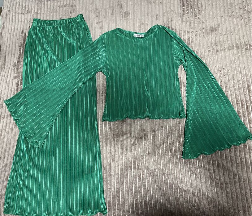 Продам двойку юбка и кофточка