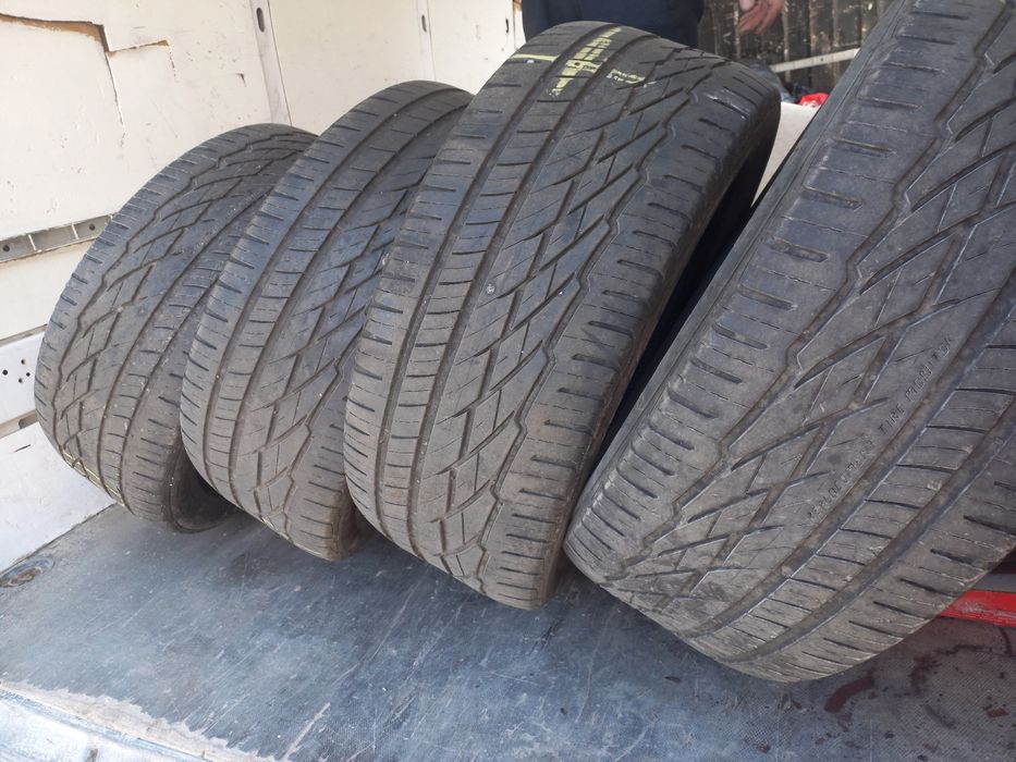 Гуми,летни275/45/20