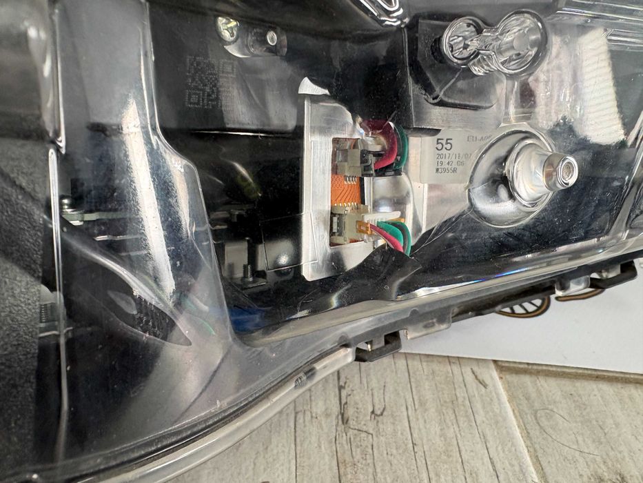 Far dreapta full led Mazda CX-5 2 dupa 2016 cod KB8N51030 Europa