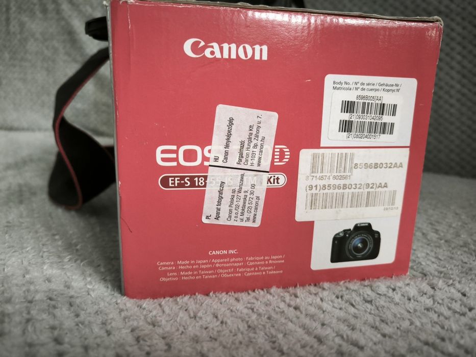 Canon 700d dslr,impecabil la cutie