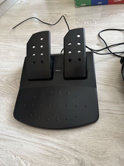 Волан с педали на Maxx Tech