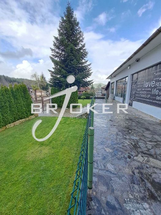 Продава се Заведение в с. Чакаларово, Област Кърджали - 180 кв.м за 1000 €/кв.м - Снимка #8