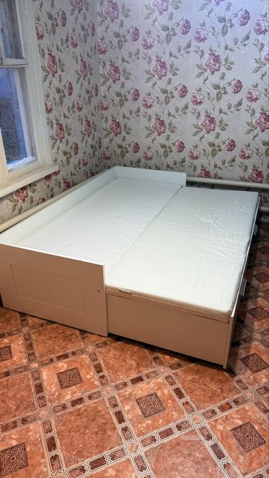 Кровать IKEA ……..