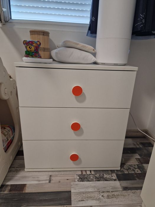 Мебели за детска стая - Кошара, гардероб, повивалник, скрин