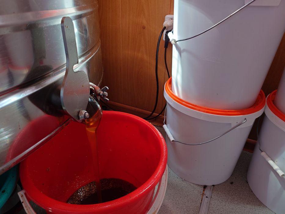 Мёд натуральный с пасеки.