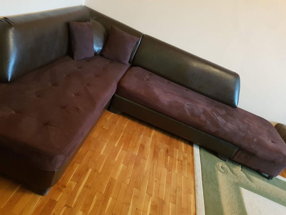 Разтегателен ъглов диван