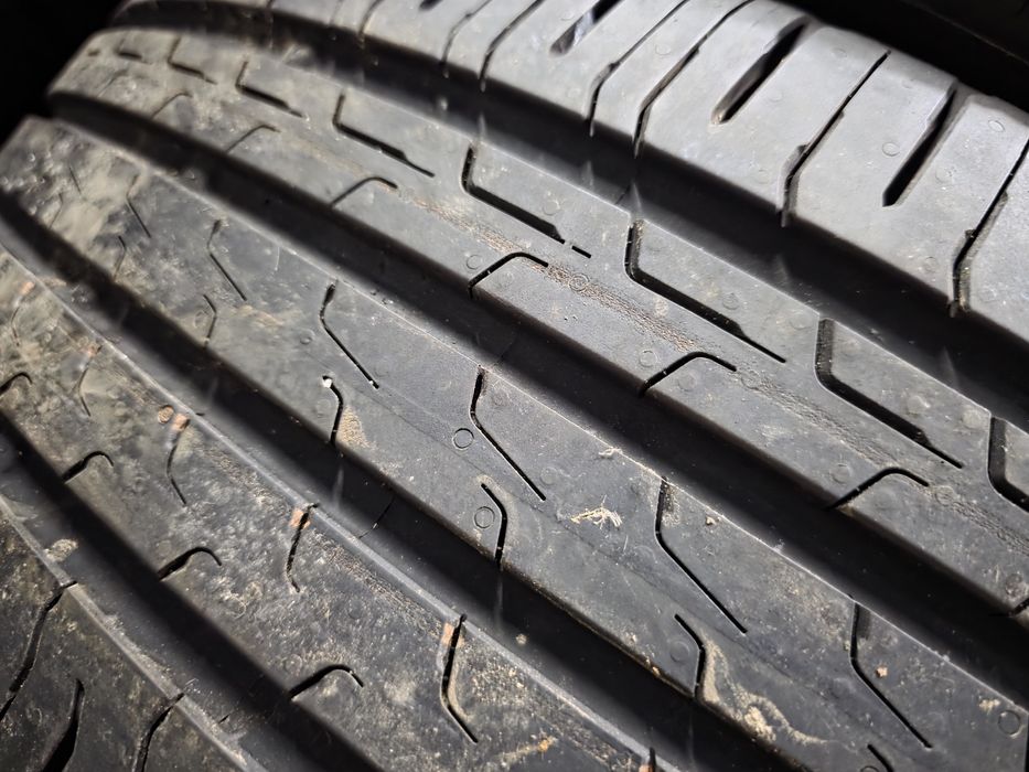 4бр Като нови летни гуми 225 60 18 - Continental