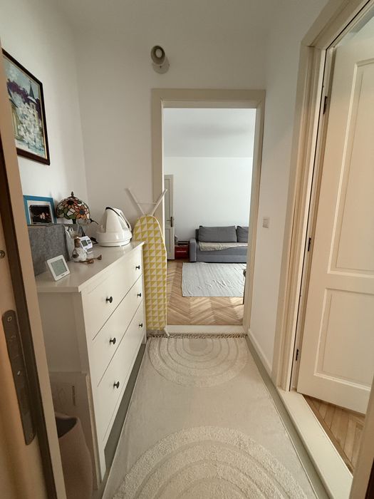 Inchiriez apartament 2 camere, central, bv Dacia