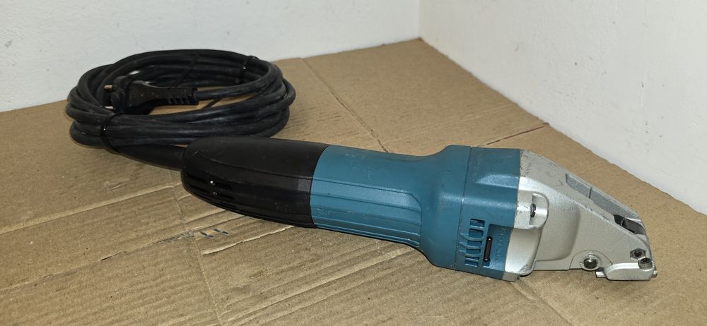 Makita JS1601 foarfeca tabla dreapta 2022