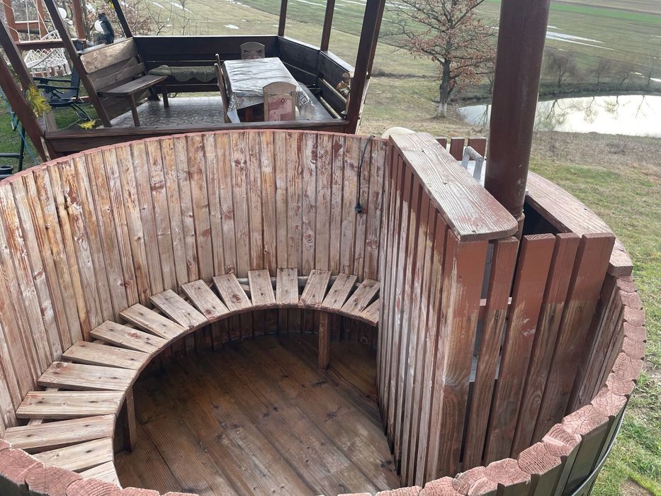 Ciubăr de lemn 8-10 persoane