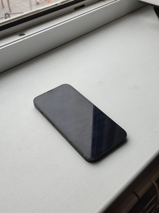 Айфон 13 сатылады