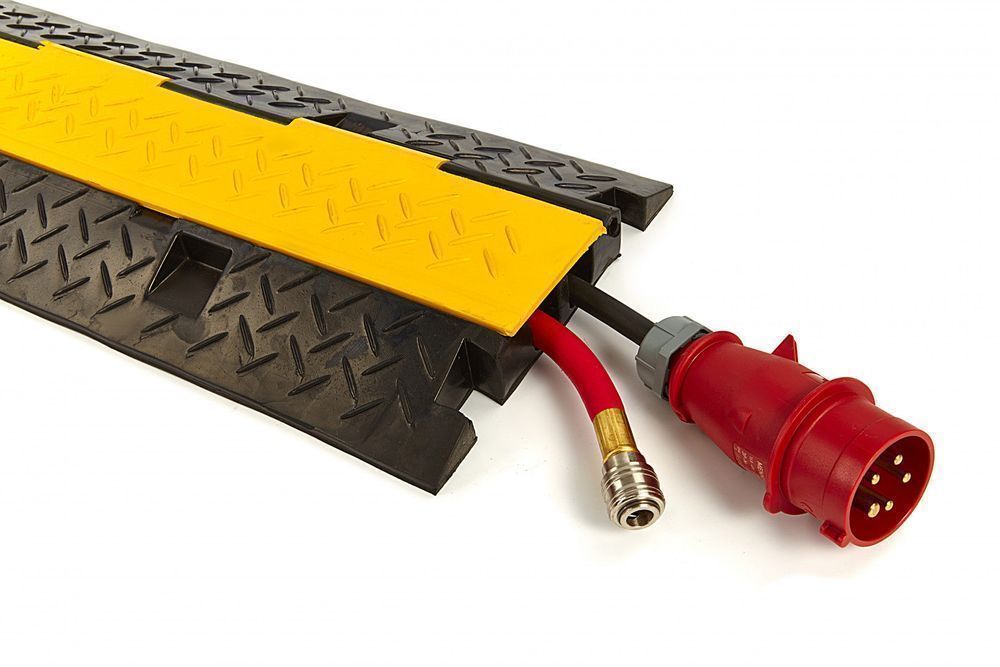 Rampa limitator de viteza cu canal pentru cabluri, 100 cm, hbm machine