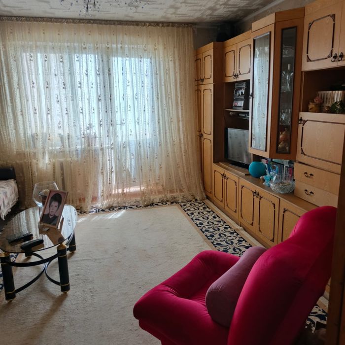 Продам 4х комнатную квартиру