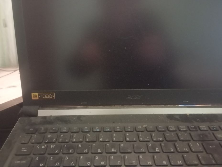 Acer Aspire 5 спешно!