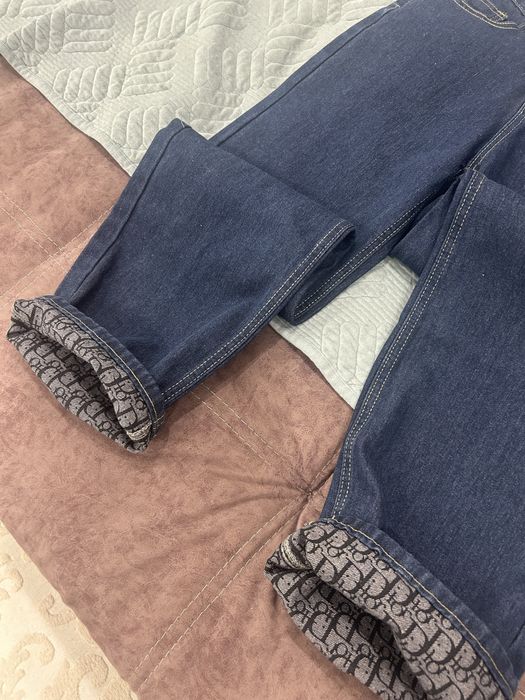 Темно синие джинсы Dior