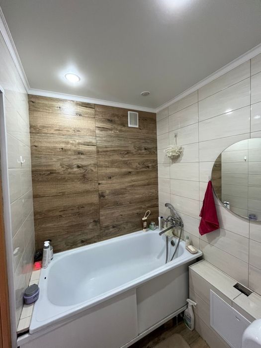 Продам 1 комн квартиру, в 4 мкрн