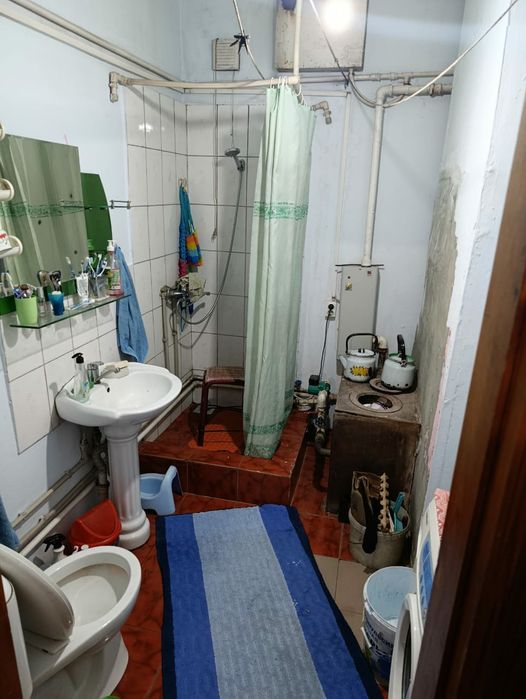 Продам два дома на одном участке