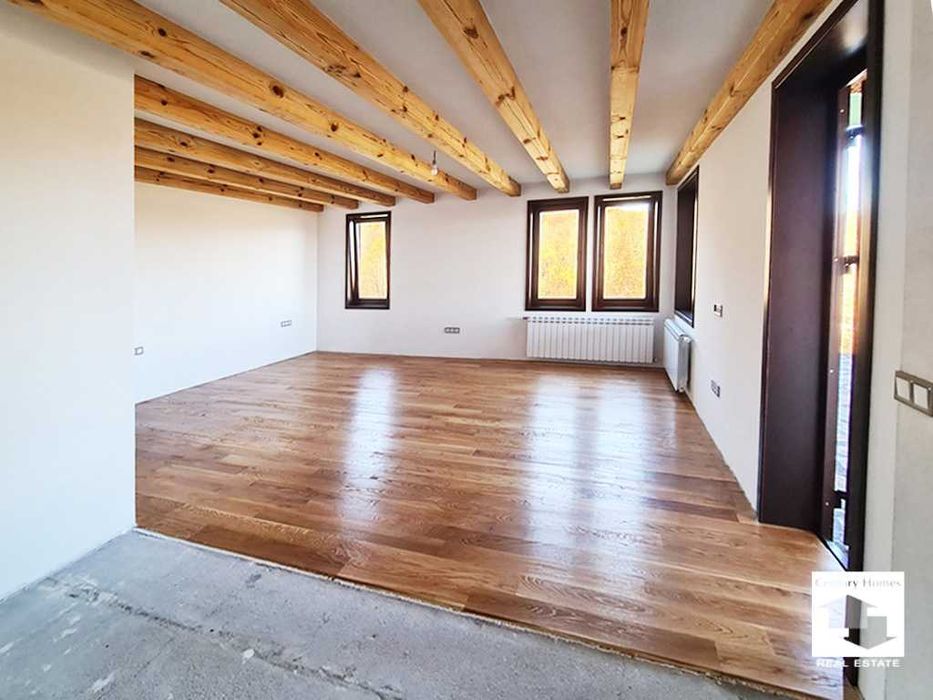 125186 Новопостроена къща с панорамна гледка в с. Средни колиби