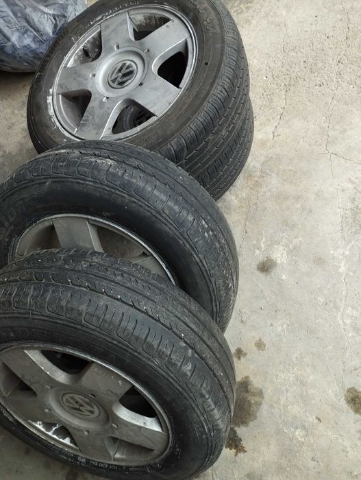 Гуми с джанти 15 цола