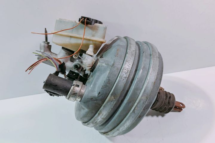 Tulumba Frana  cu pompa centrala A0054303230 Mercedes-Benz E-Class W2