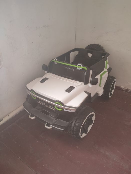 Детский машина в