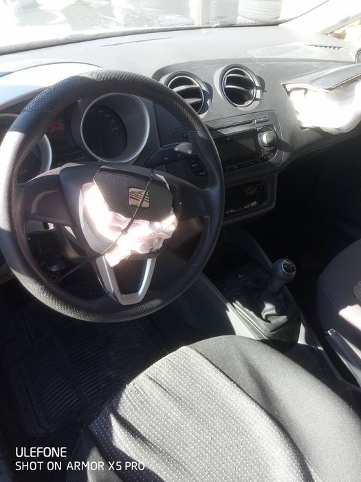 Сеат Ибиза 2009 год. 1.2 бензин 3 цилиндъра двигател BZG на части