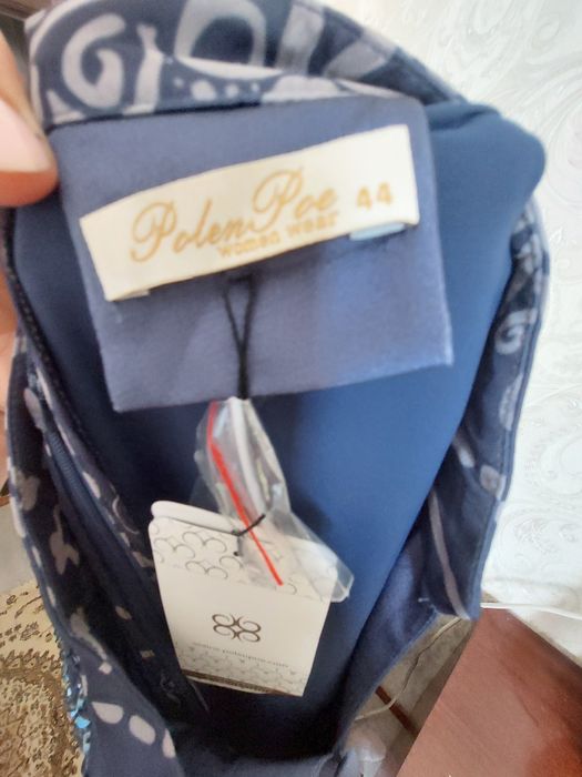 продам красивое платье