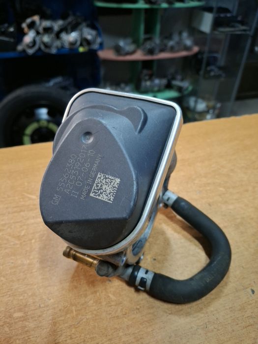 Clapeta acceleratie Opel astra H Zafira B Chevrolet Orlando 1.8 Benzin