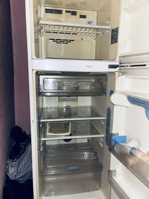 Холодилник LG Новый