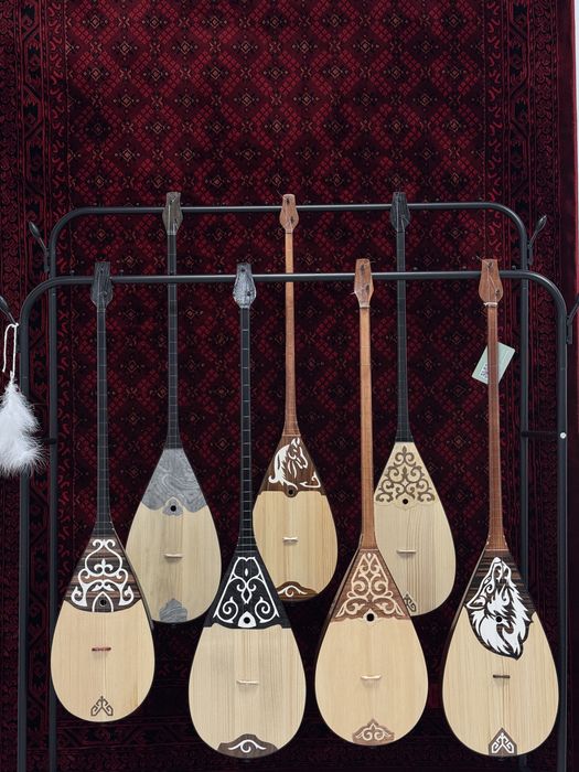 Домбыра акция. Домбра