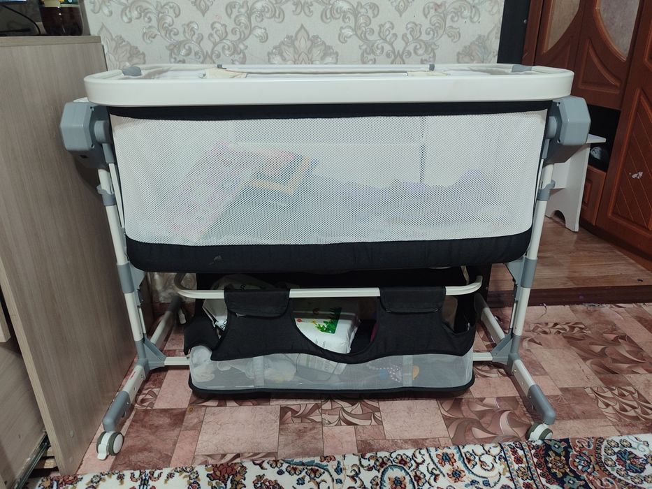 Продам детскую кроватку