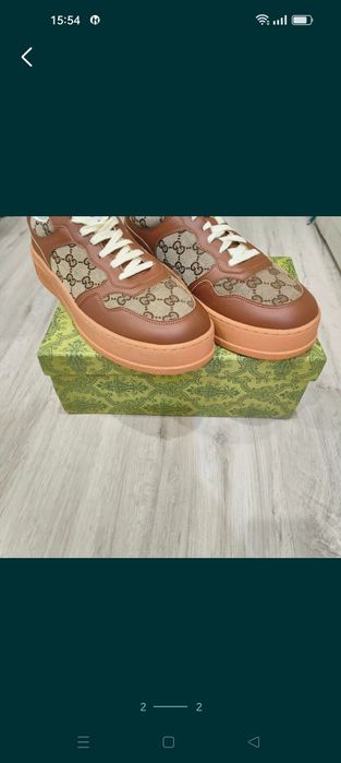 Продам кроссовки