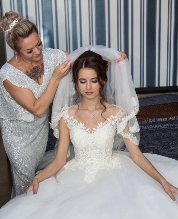 Свадебное платье (б/у)