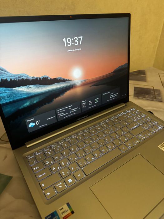 Продаётся ноутбук ASUS VivoBook K3604VA