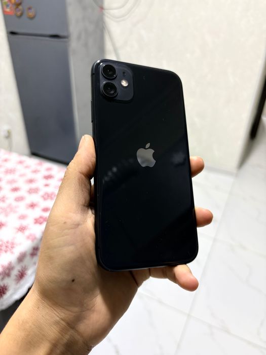 Айфон 11 продаю не дорого