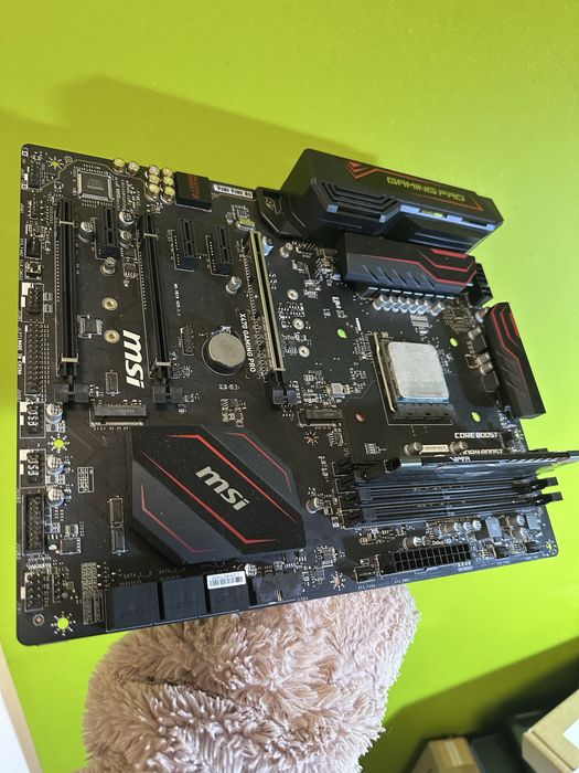 Placă de bază MSI X470 Gaming Pro AM4