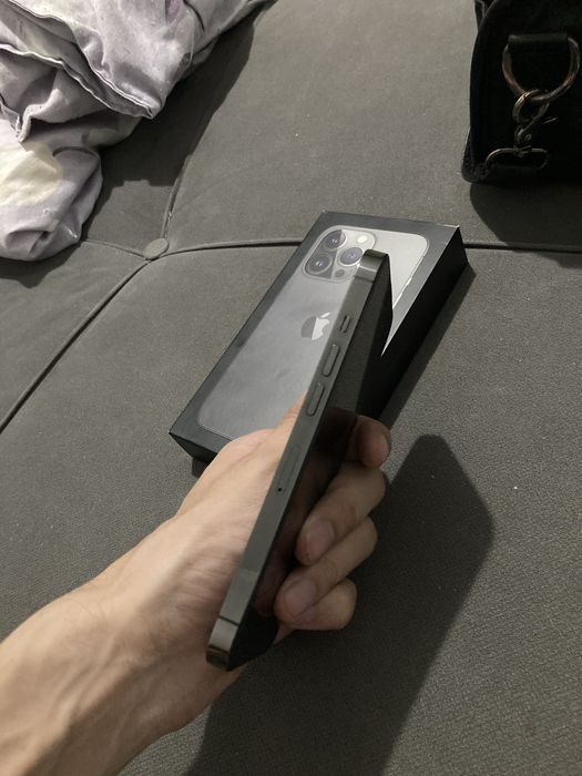 iPhone 13 Pro без ремонта