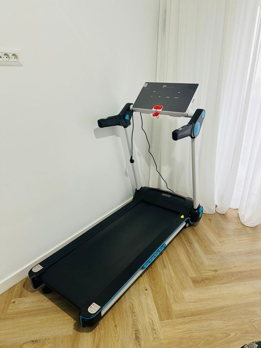 Vând bandă de alergat electrica