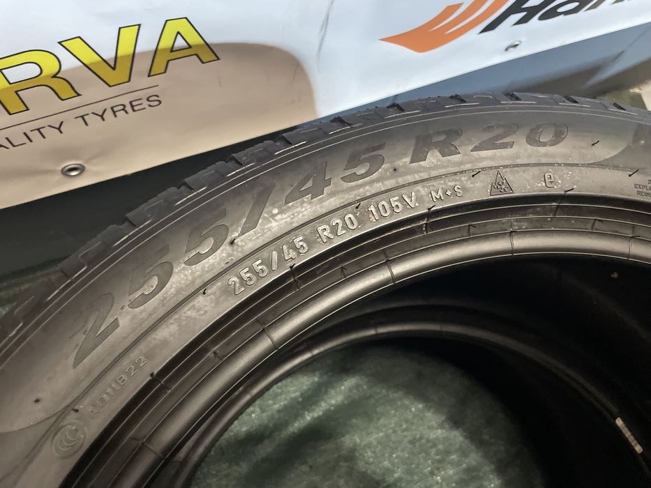 255/45 R20 105V XL - Pirelli Scorpion Winter M+S Oferta