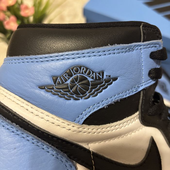 Nike Air Jordan 1 High UNC Toe
