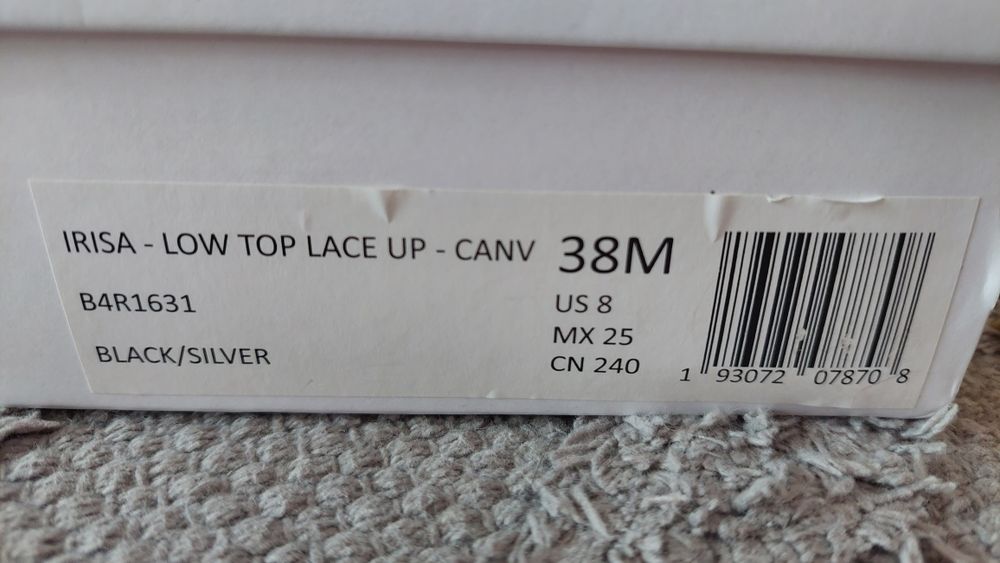 Calvin Klein Low Top Lace Up Sneakers