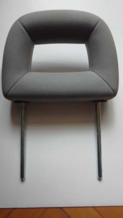 Облегалка за глава на кола