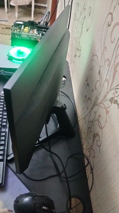 Монитор Samsung 75g 24d